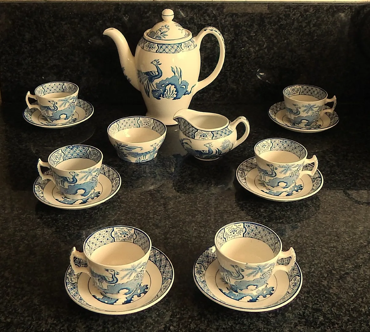 15 Piece Wood & Sons England Yuan Coffee Set - Image 1