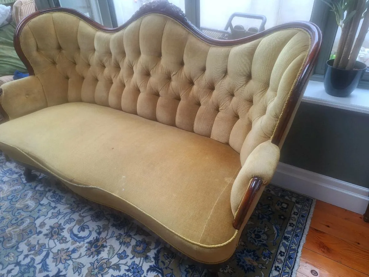 Renaissance antique style sofa - Image 3