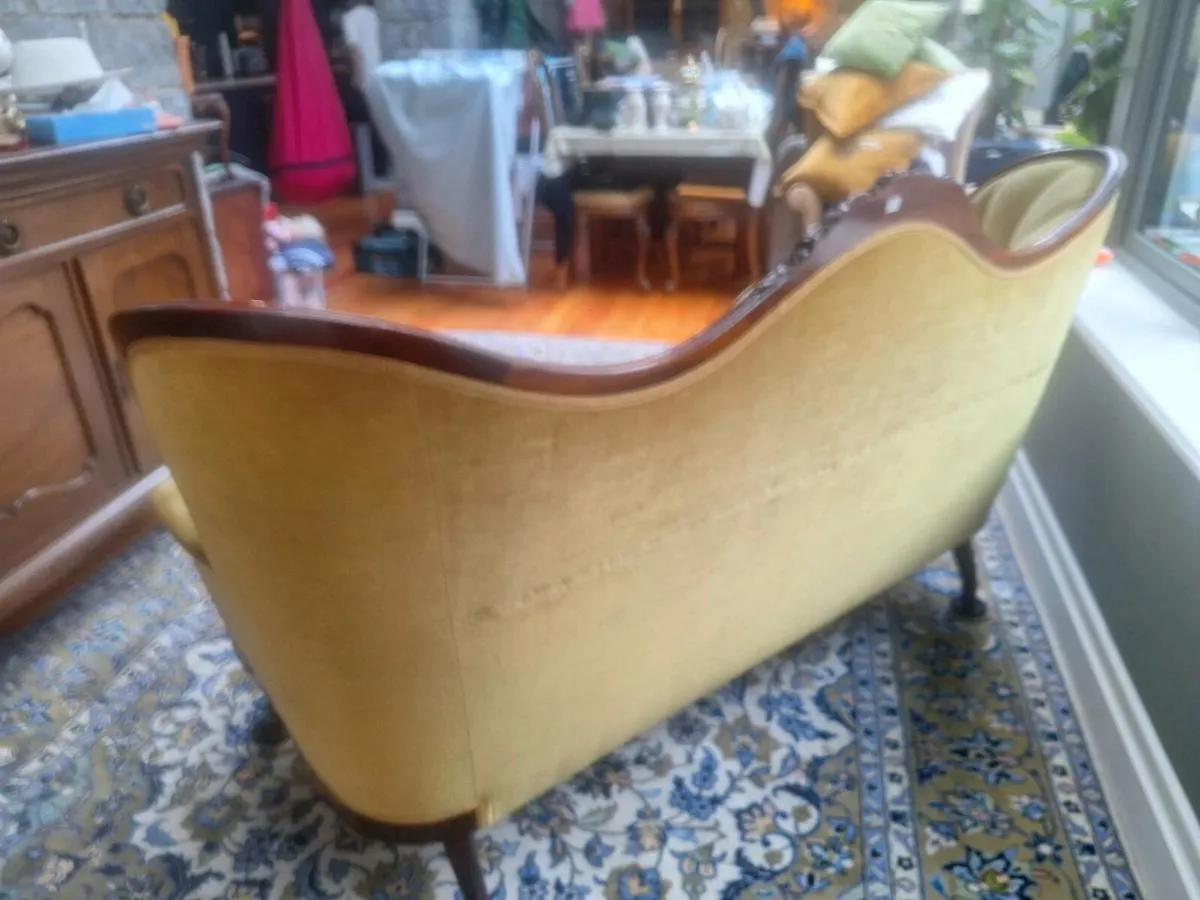 Renaissance antique style sofa - Image 4