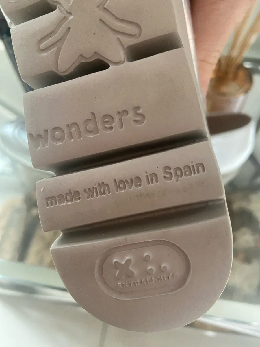 New women  shoes - Image 4