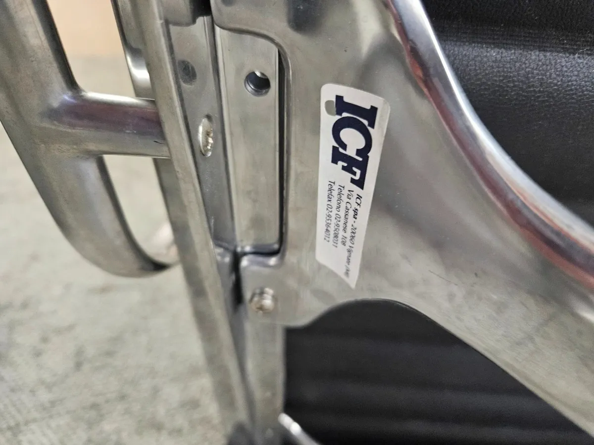 Charles Ames EA108 Black Leather Conference Chair - Image 3