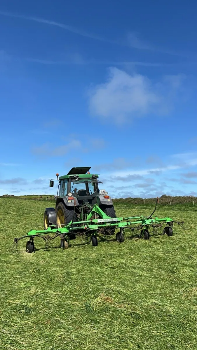 6 Rotor Tedder - Image 1