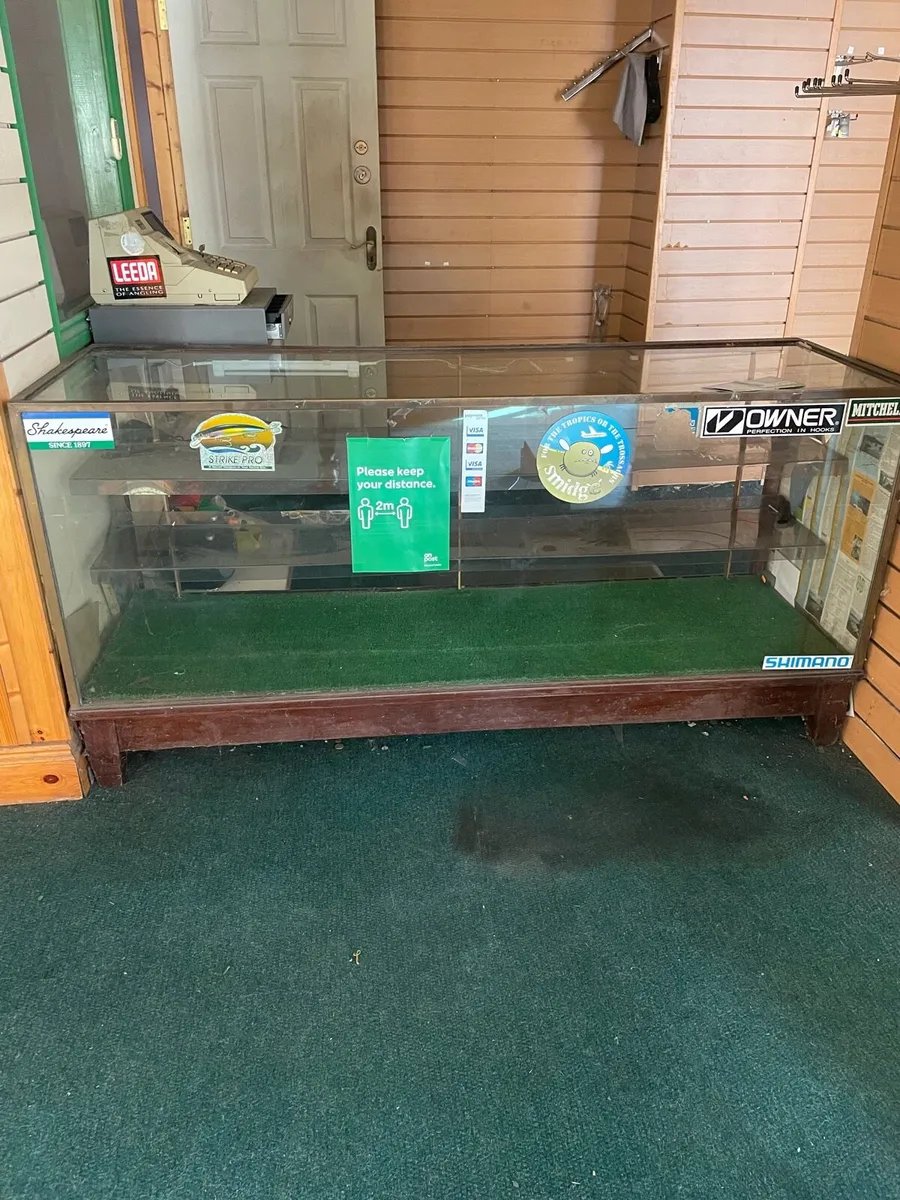 Shop fittings - Image 4