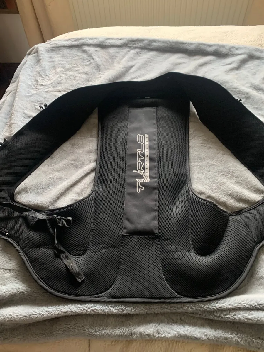Helite Turtle Airbag vest size XL and Medium - Image 4