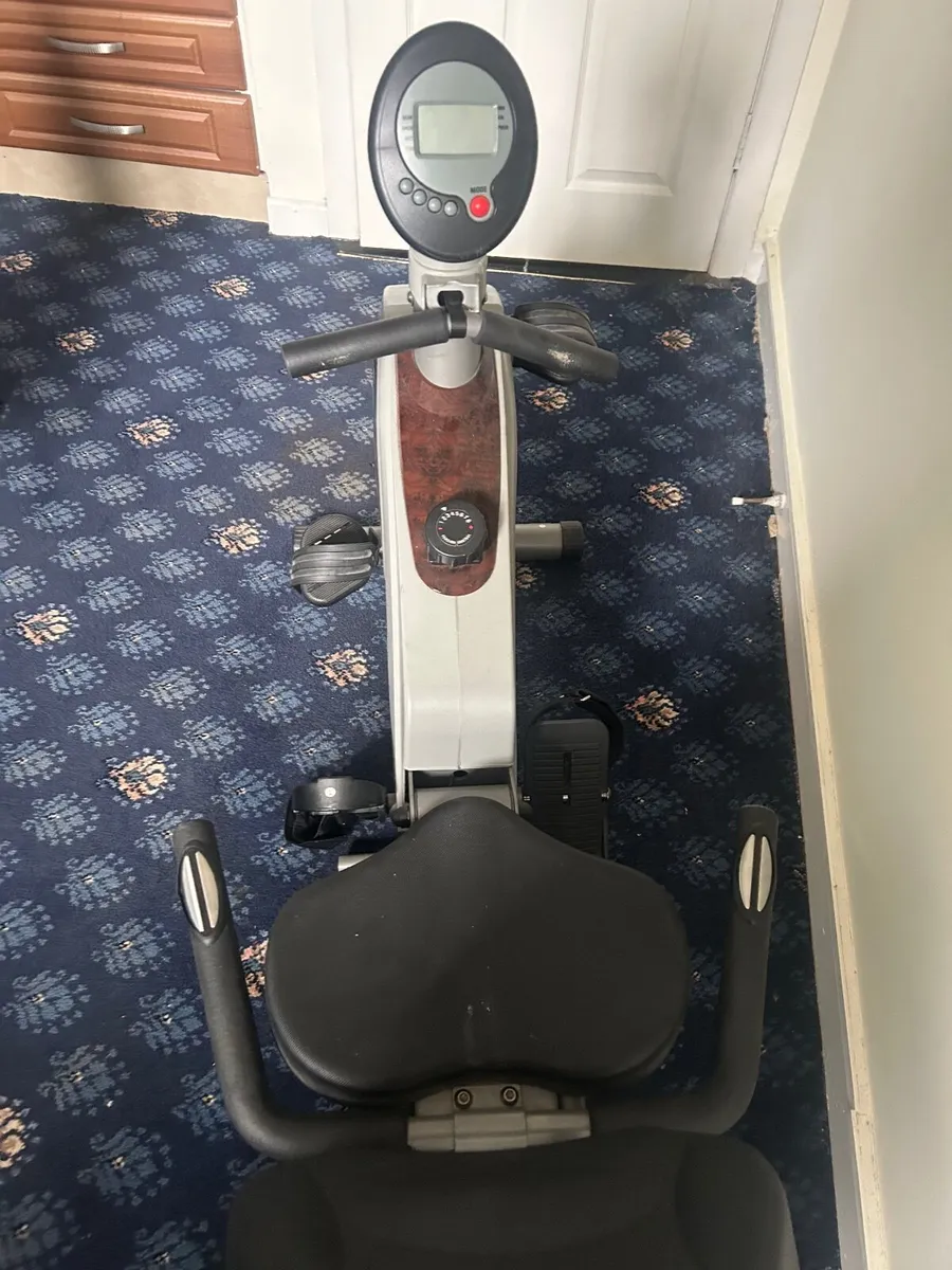 2 in 1 rower/bike - Image 1