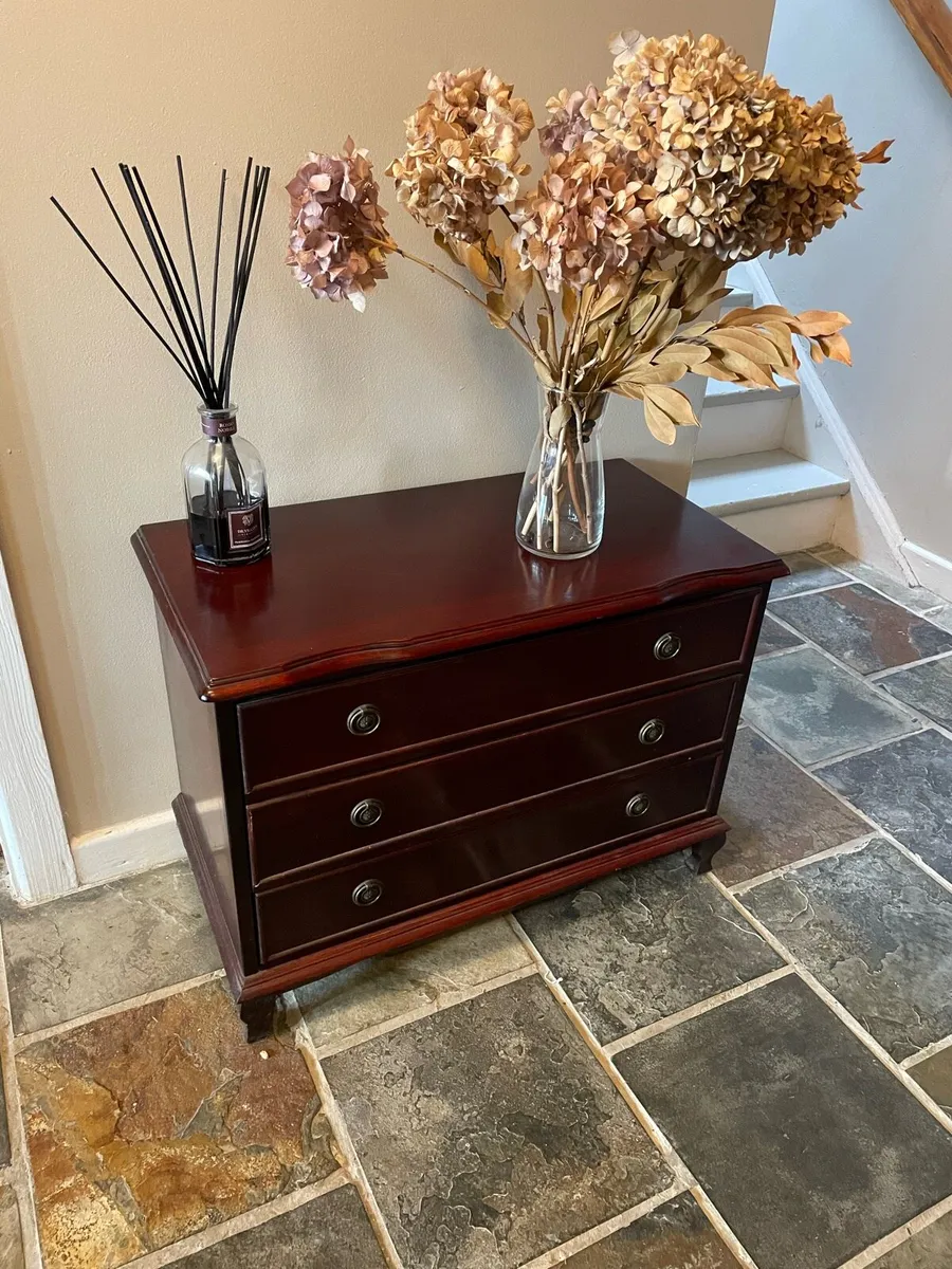 Mahogany chest of 3 drawers - Image 3