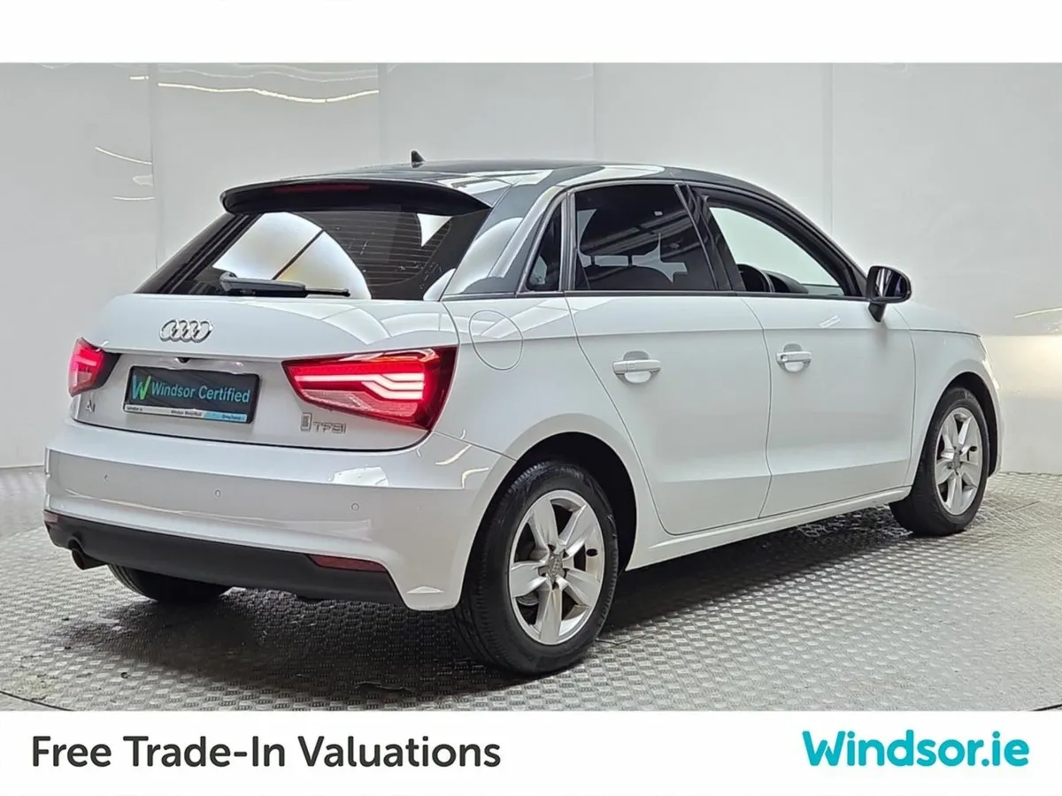 Audi A1 1.0TFSI SPORT 2-TONE - Image 3