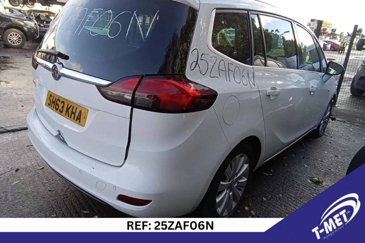 2014 VAUXHALL ZAFIRA BREAKING FOR PARTS - Image 3