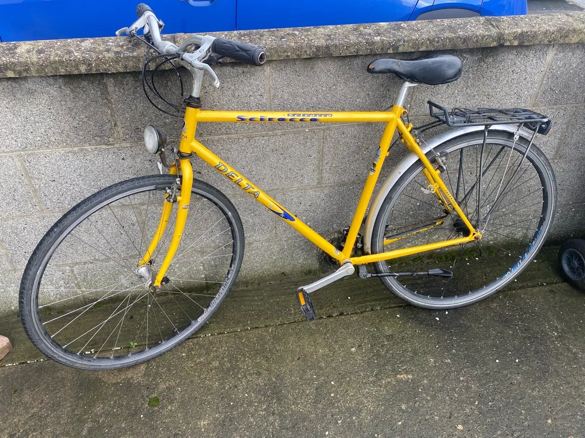 Mens hybrid bike - Image 1