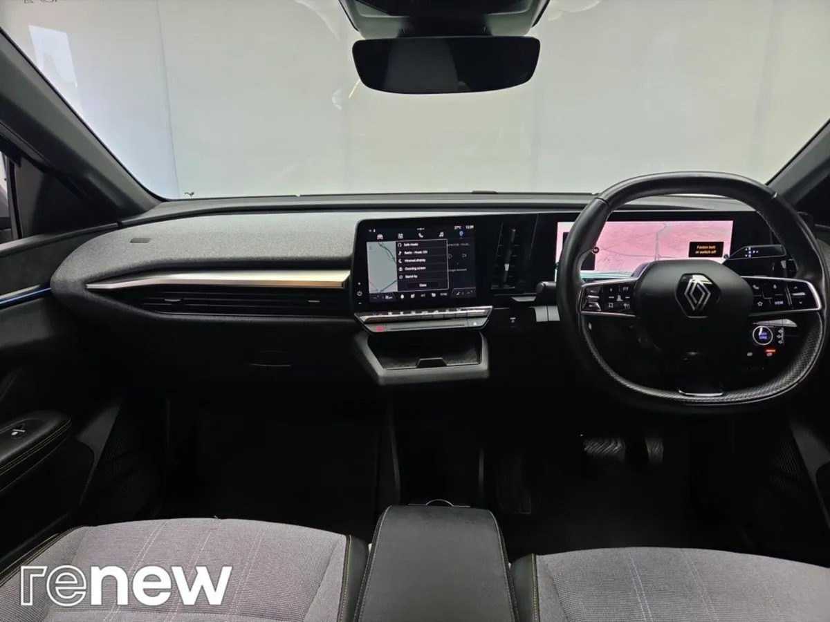 Renault Megane E-Tech EV60 220hp Techno - Image 3