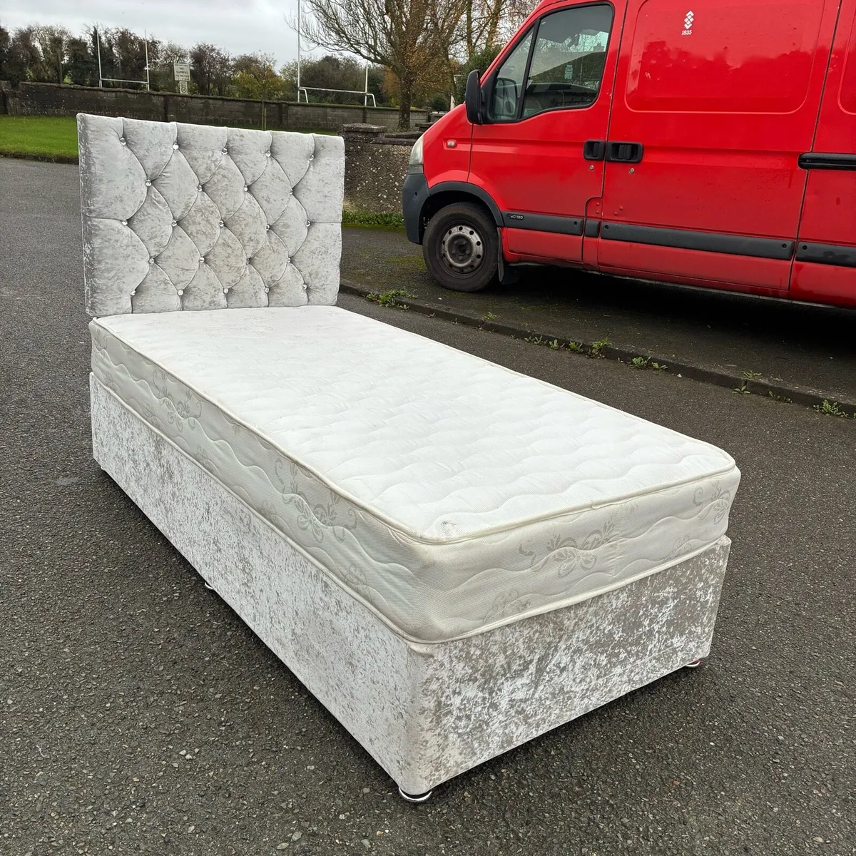 Single Crushed Velvet 💎 Bed & Mattress - Image 1