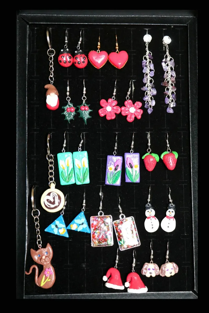 Hand crafted jewelery pieces - Image 3