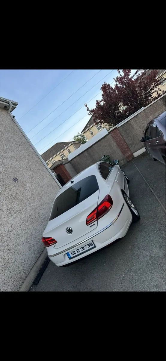 Volkswagen Passat CC - Image 2