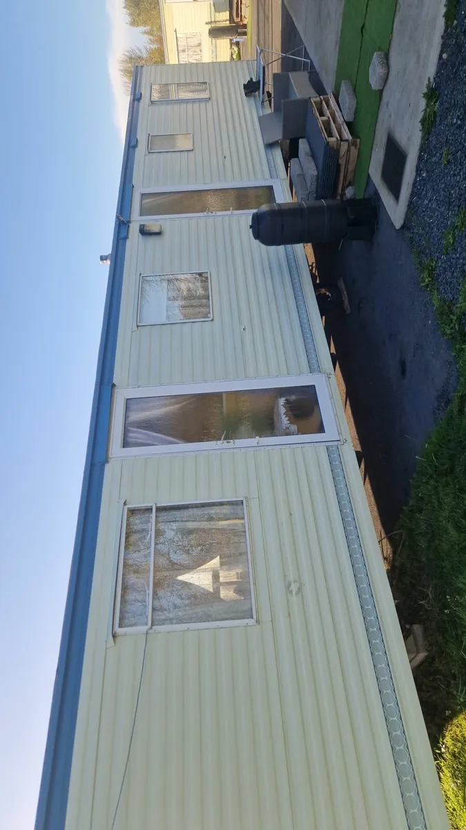 Mobile home - Image 2