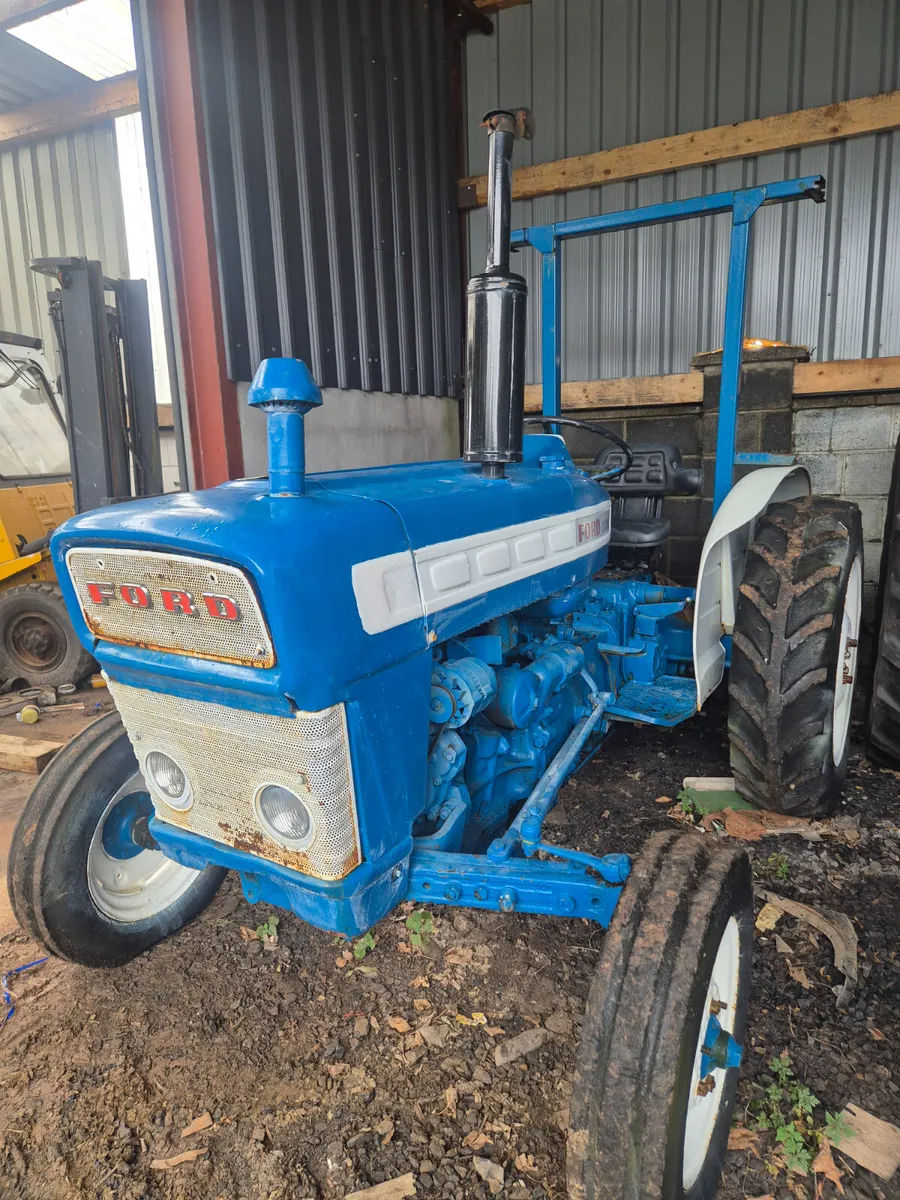 Ford 3000 tractor - Image 1