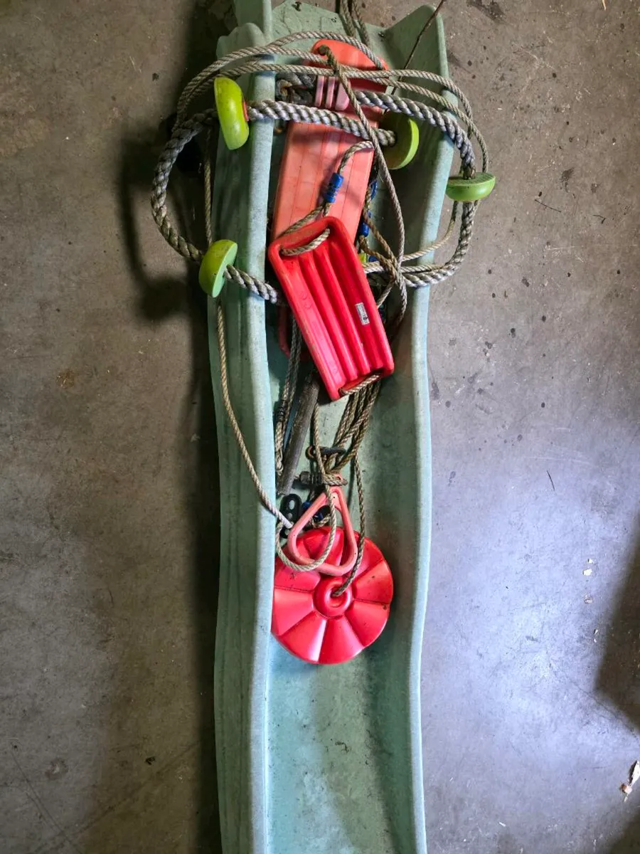 Swing and slide equipment - Image 1