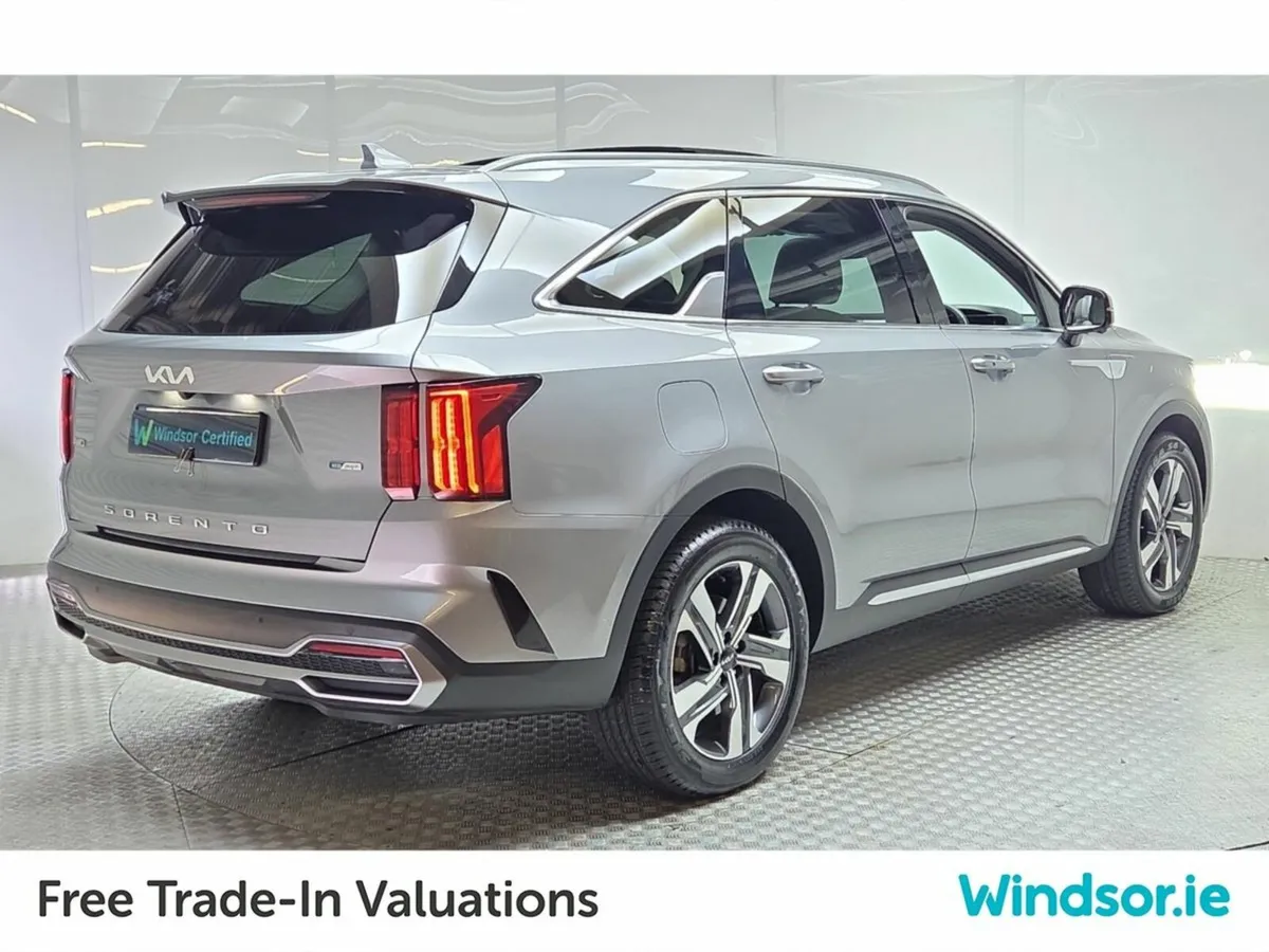 Kia Sorento 1.6 PHEV K4 4X4 7 seats - Image 3