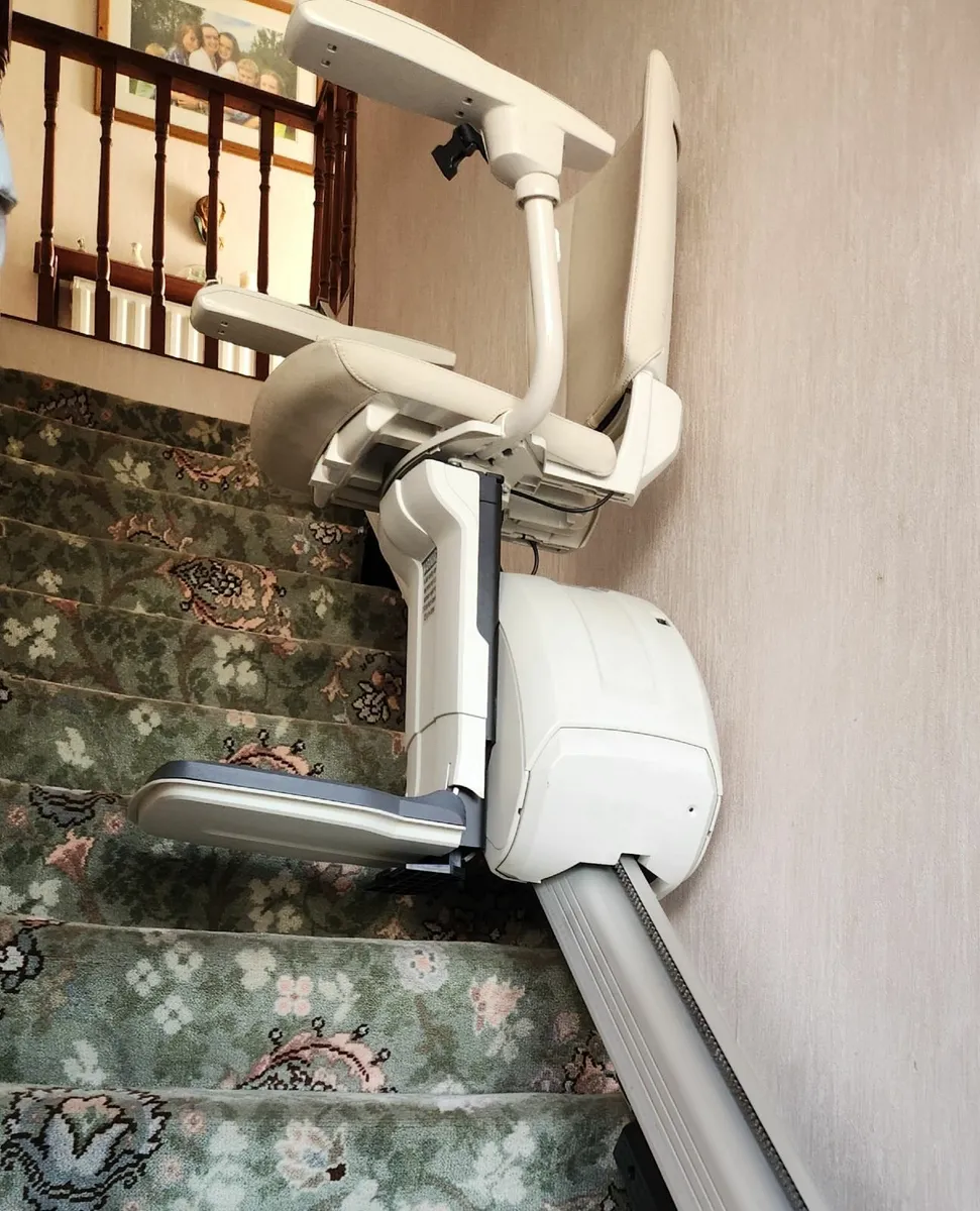 Stair lift - Image 1