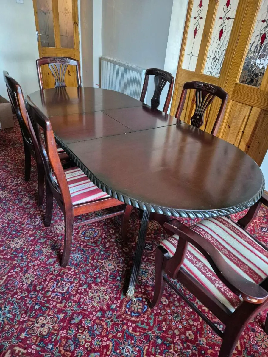 Table and Chairs - Image 1