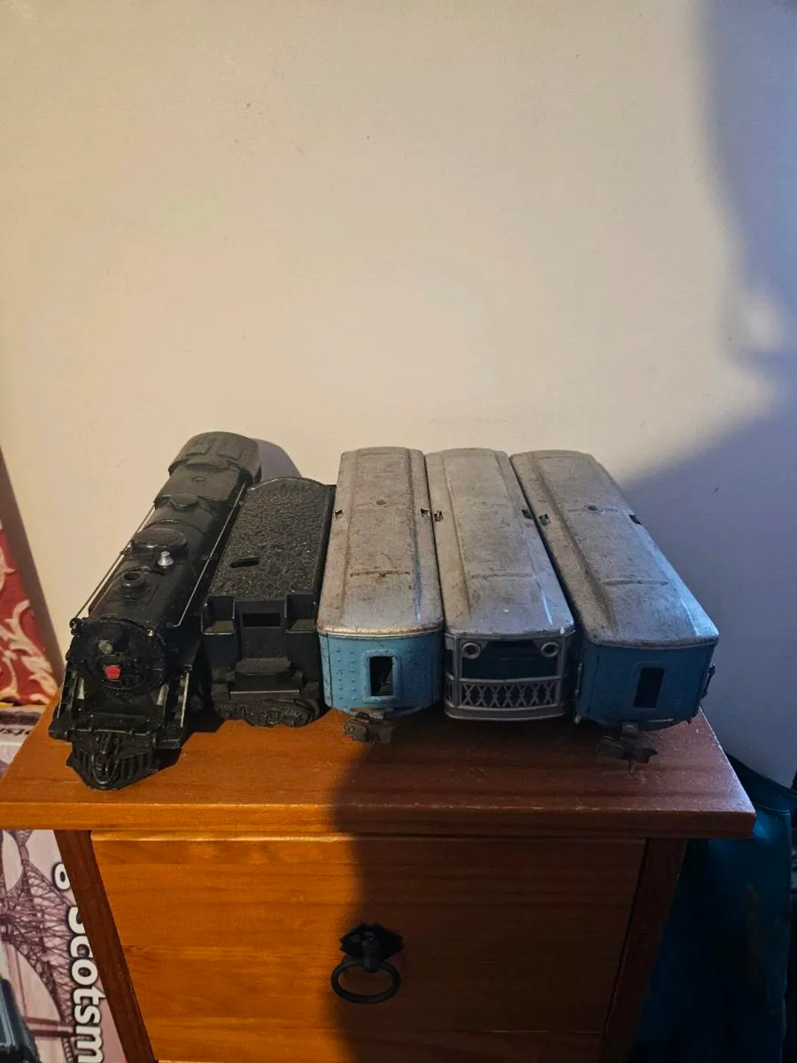 Vintage Hornby Lionel O Gauge Train - Image 1