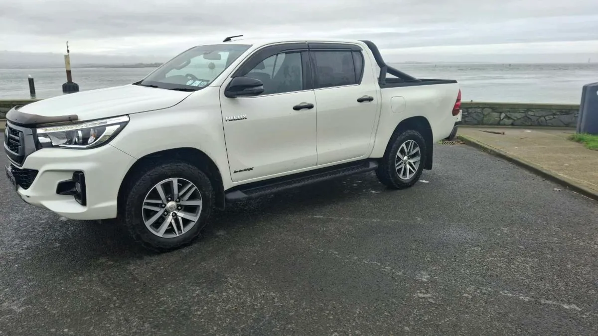 Toyota Hilux InvincibleX NO VAT - Image 2
