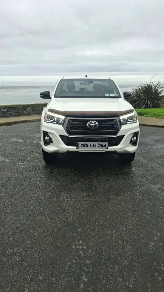 Toyota Hilux InvincibleX NO VAT - Image 4