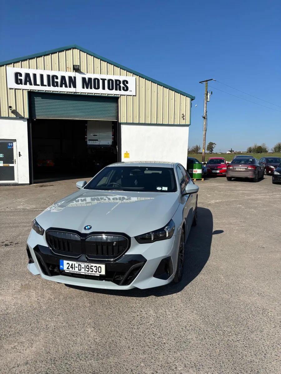 BMW i5 2024 - Image 2