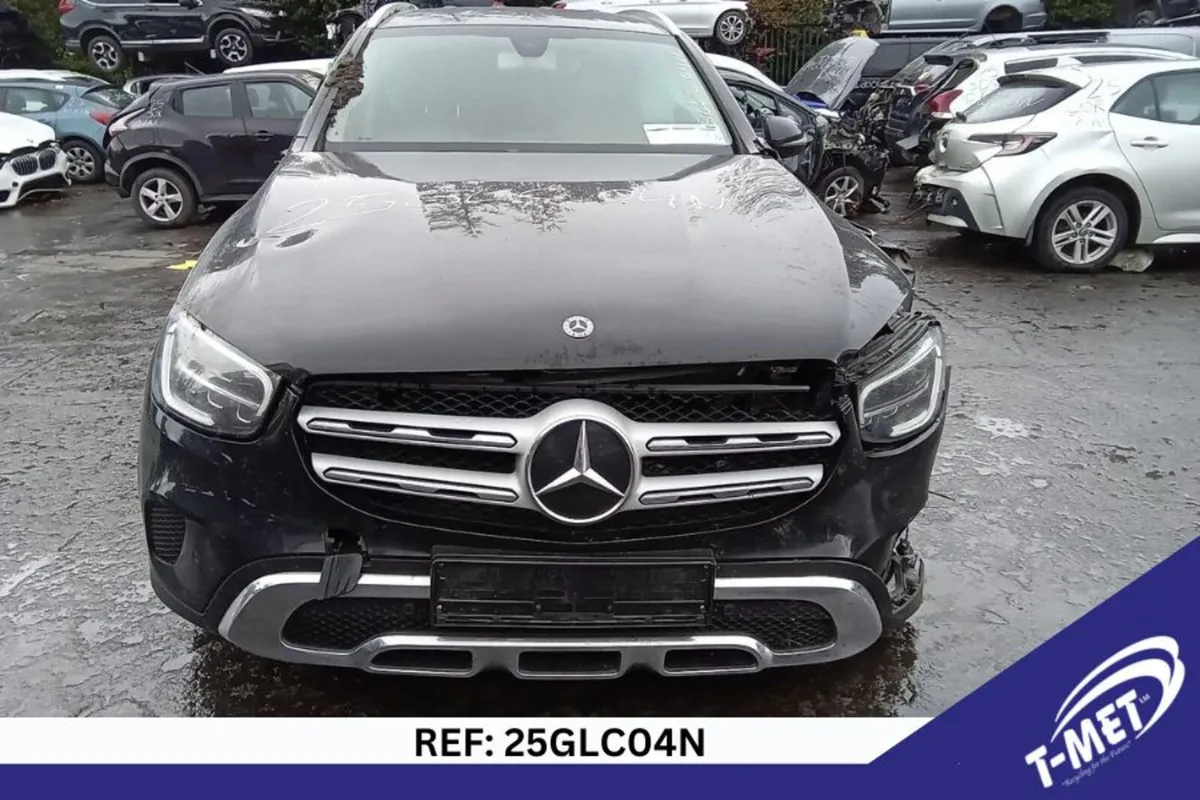 2020 MERCEDES GLC CLASS BREAKING FOR PARTS - Image 1
