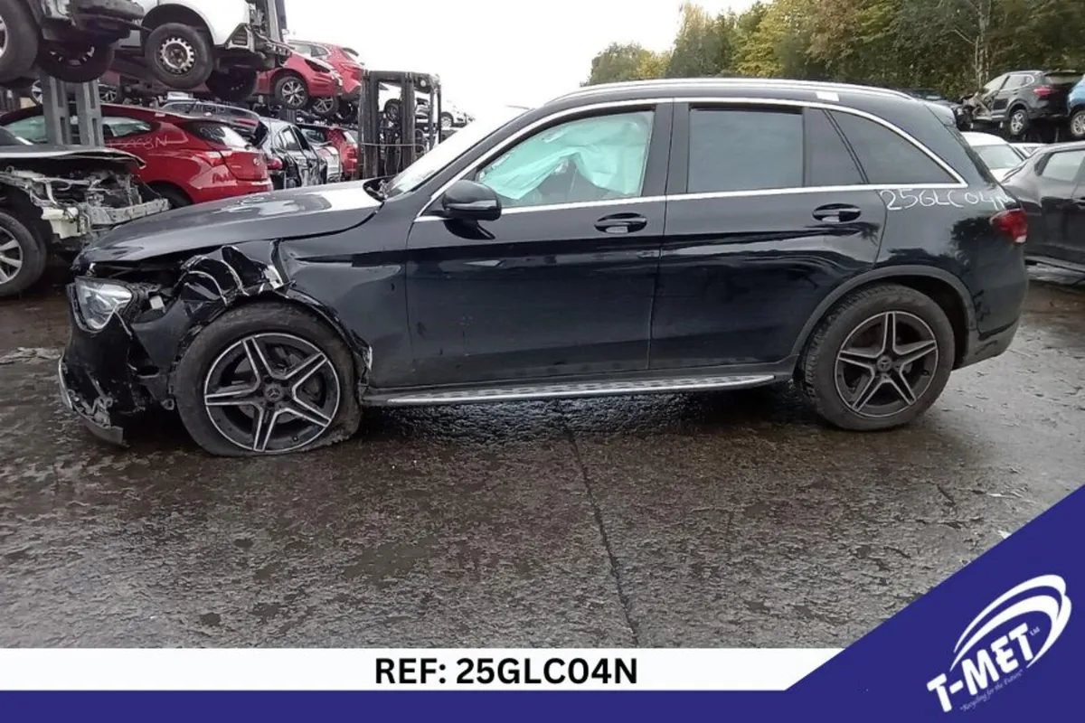 2020 MERCEDES GLC CLASS BREAKING FOR PARTS - Image 3