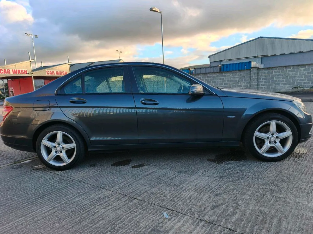 Mercedes Benz C220 2.1d blue efficiency 2010 - Image 2