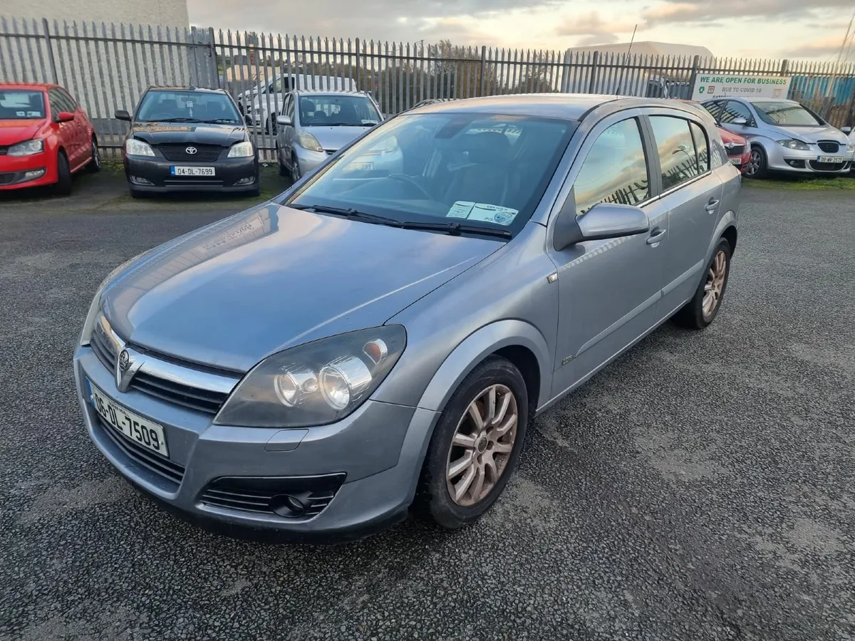 Vauxhall Astra 2006 - Image 1