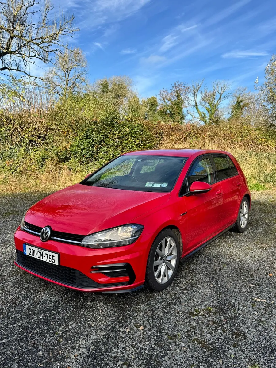 Volkswagen Golf - HIGH SPEC - Image 3