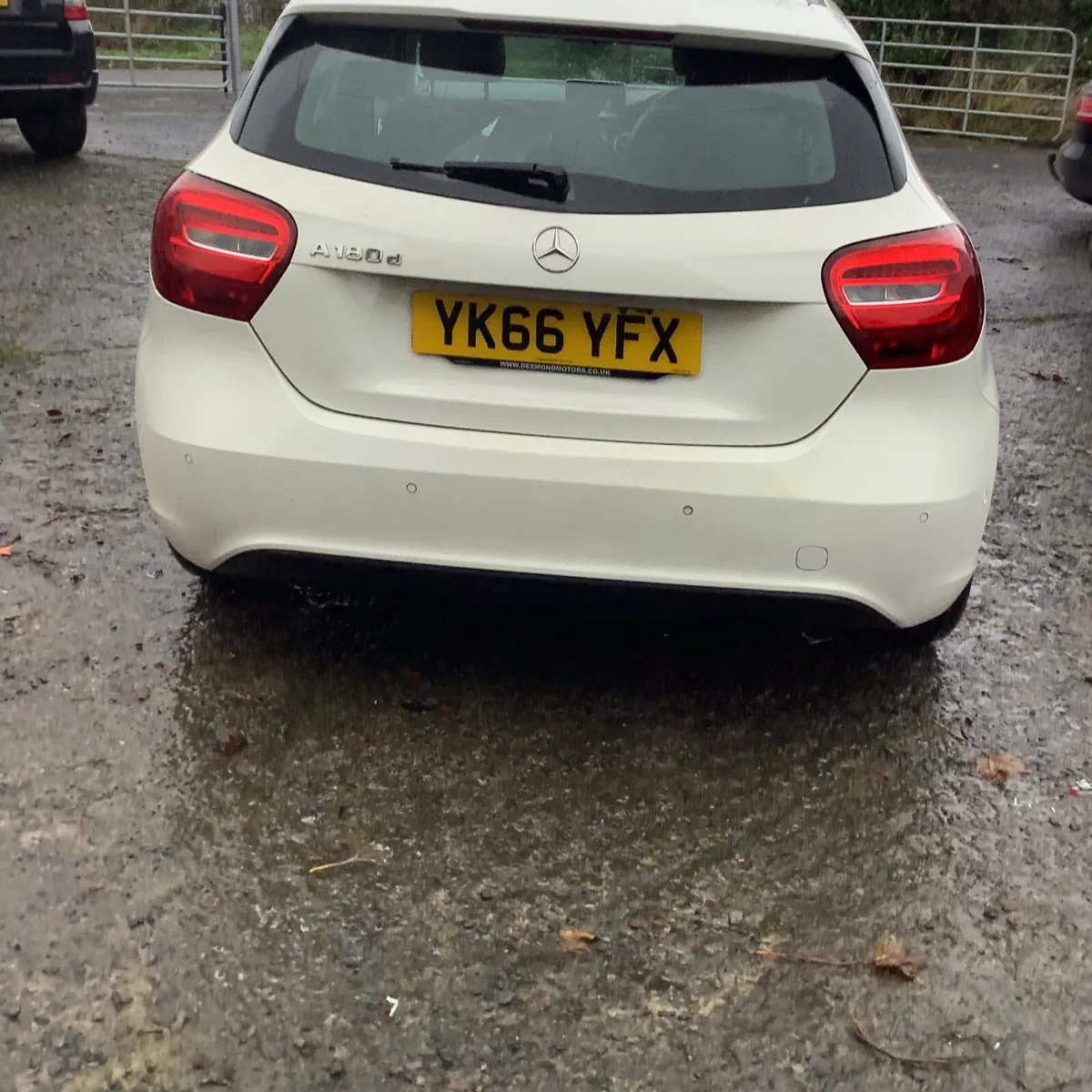 Mercedes a 180 se executive 1.5 diesel light damag - Image 4