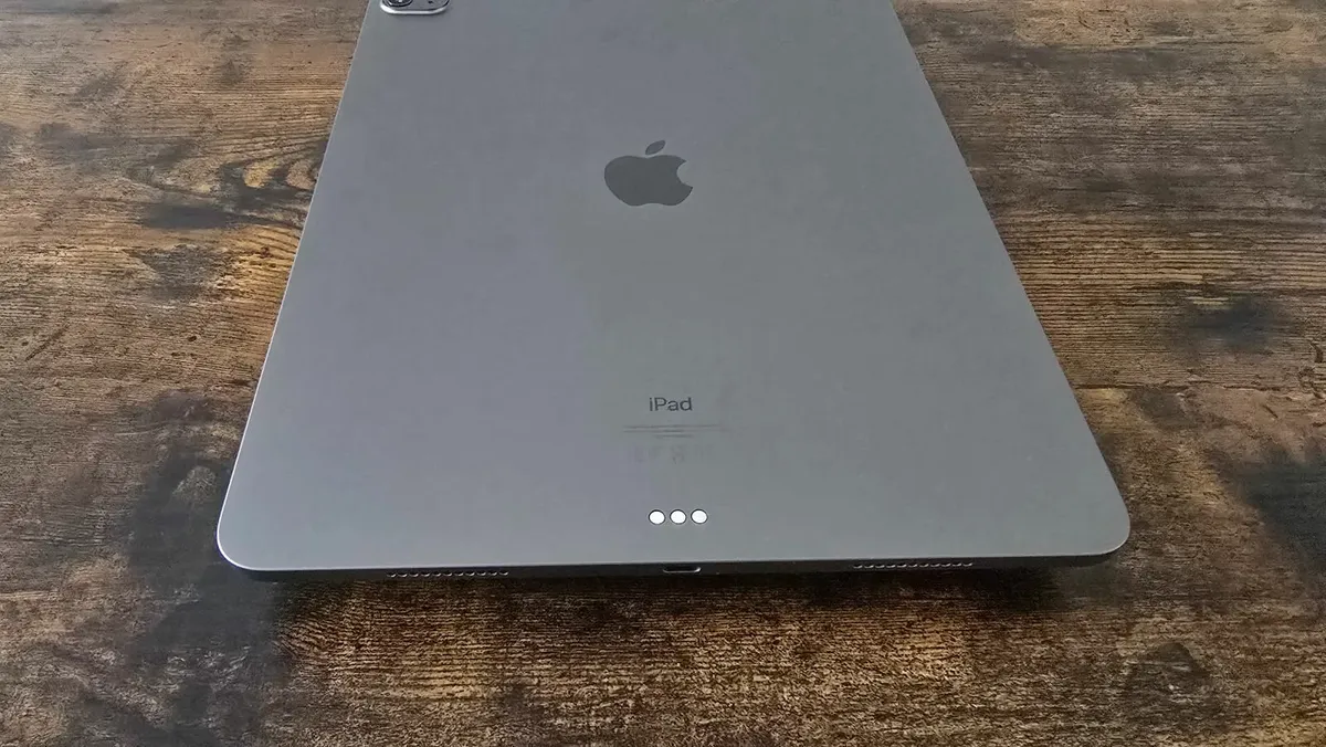 iPad Pro 12.9 256gb 5th gen - Image 2