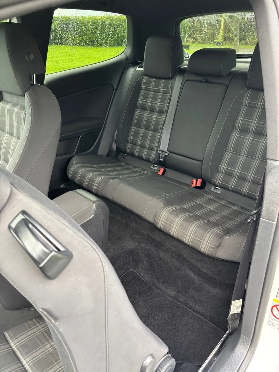Golf GTD - Image 2