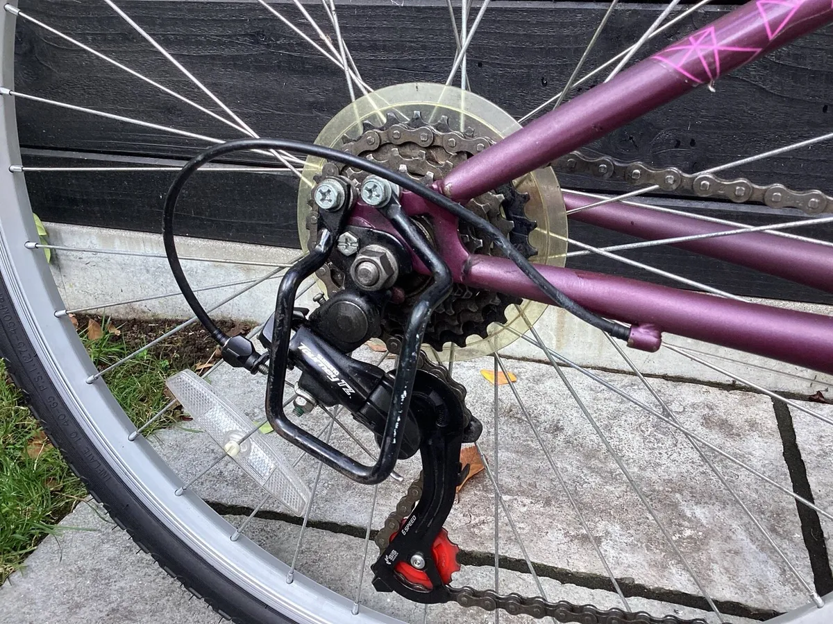 SHOWROOM CONDITION APOLLO BREEZE - Image 3