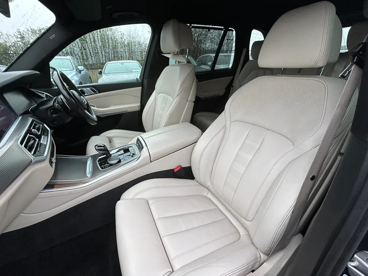 191 BMW X5 3.0D X DRIVE 7 SEATER - Image 4