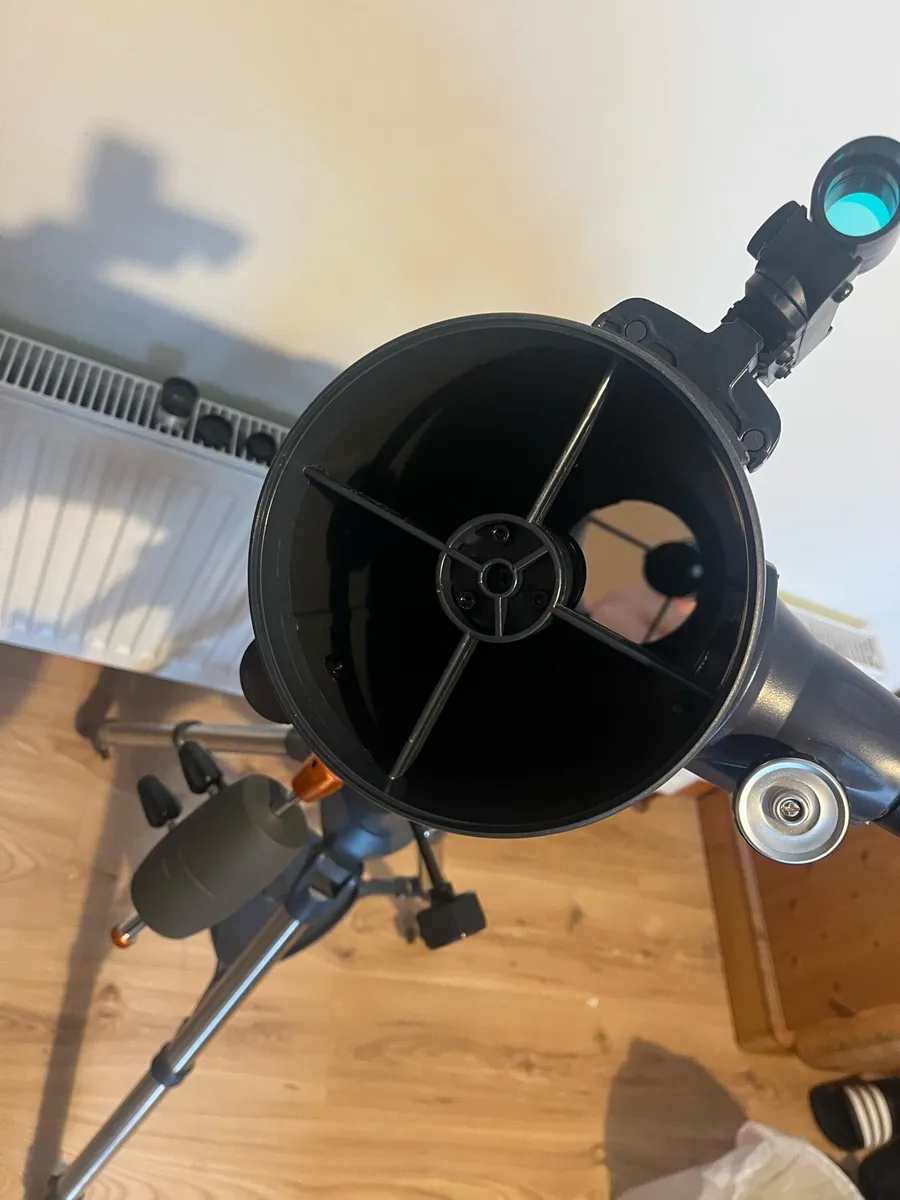 Celestron Astromaster 130 Telescope - Image 2