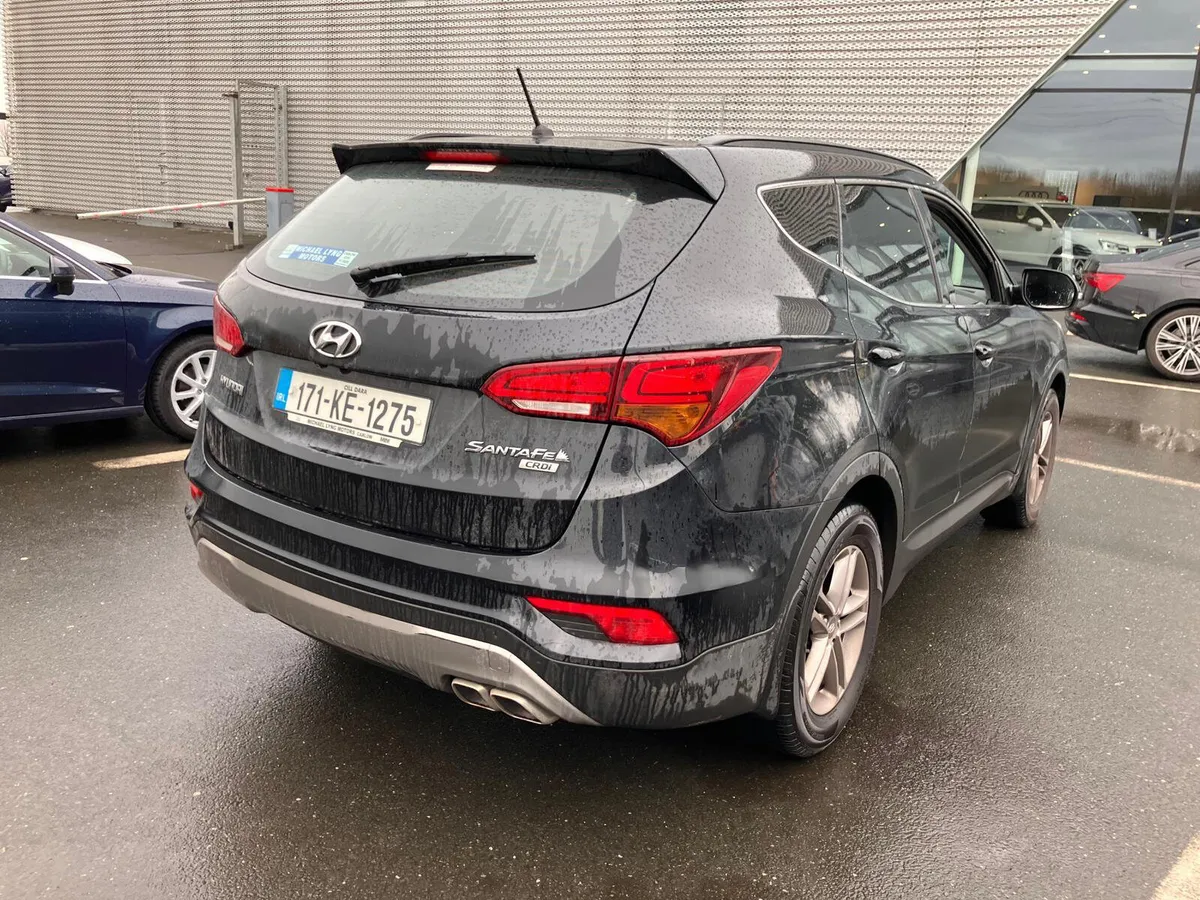 HYUNDAI SANTA FE 2WD COMM. ONE OWNER  VAT INVOICE - Image 3