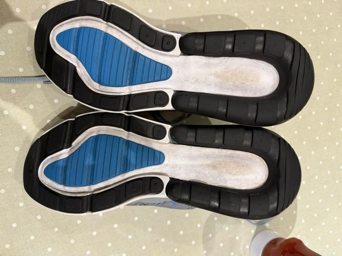 Nike air 270 runners - Image 2