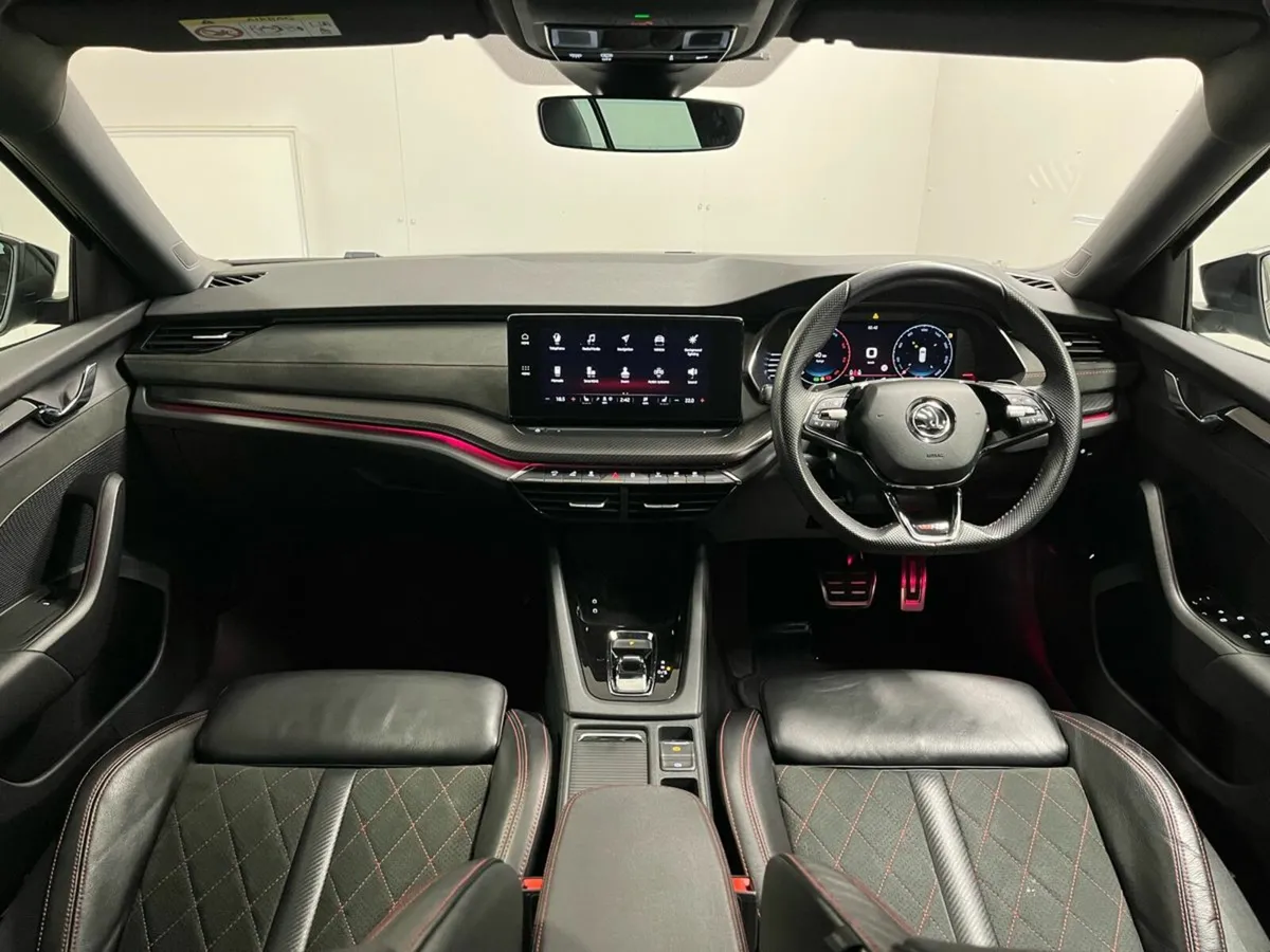 Skoda Octavia RS Combi DSG 2.0TDI 200BHP - Reversi - Image 4