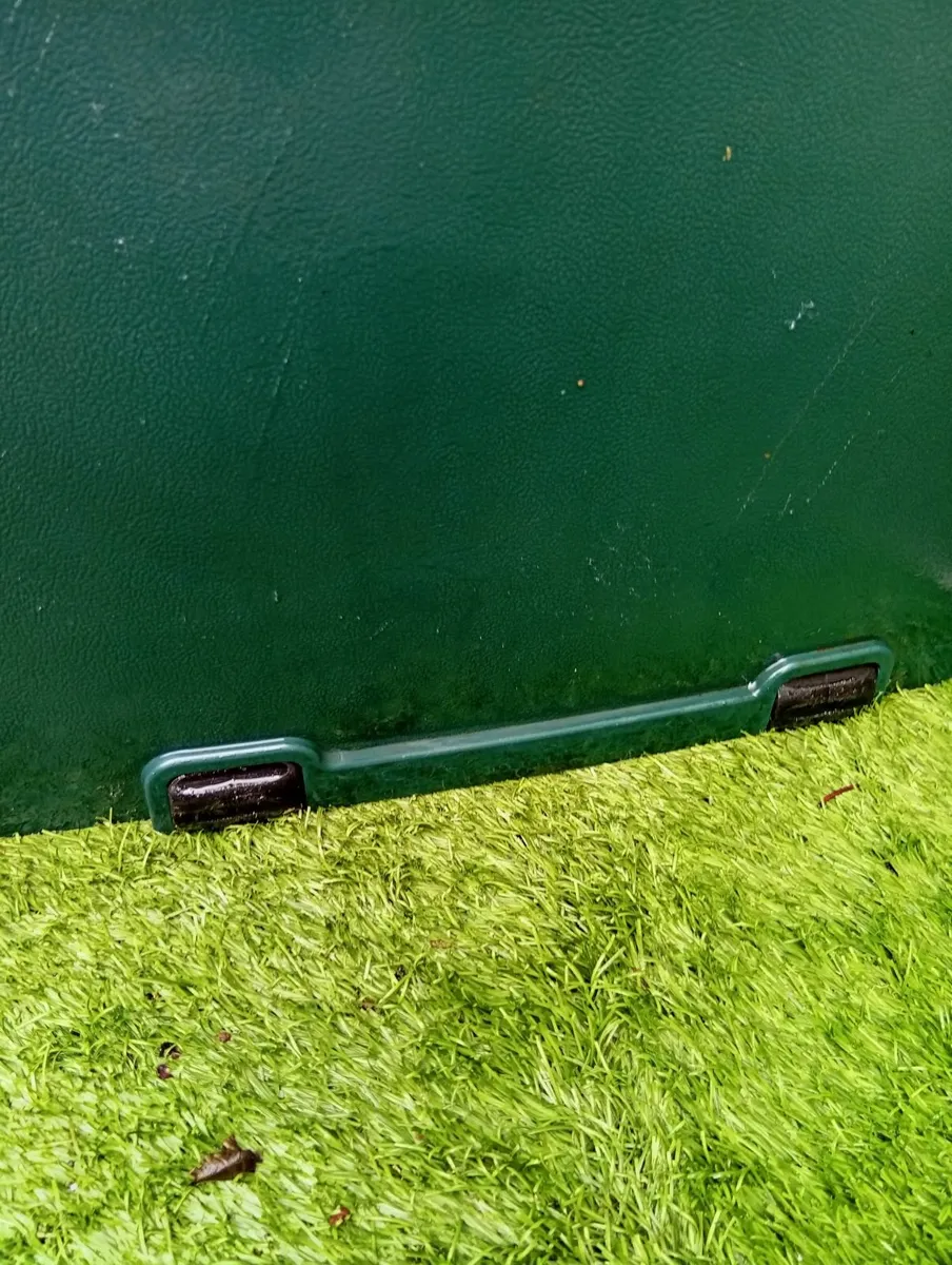 Quality Roomy PVC KETER Outdoor Storage 300ltr - Image 3