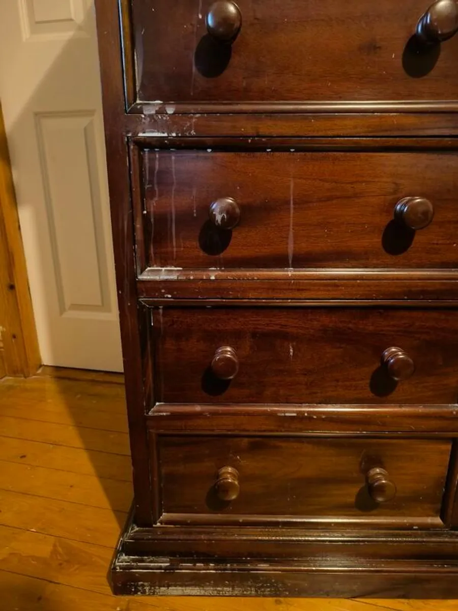 Solid chest of drawers & tallboy - Image 4
