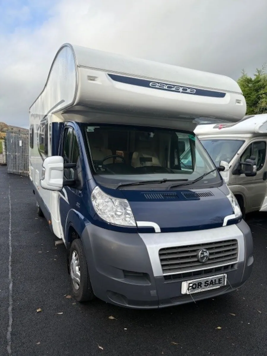 2012 SWIFT ESCAPE 686 - Image 1