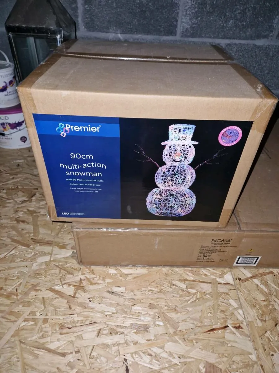 Christmas decorations - Image 1