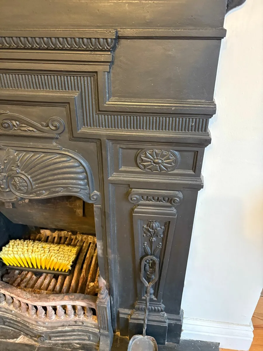 Antique Cast Iron Fireplace - Excellent Condition - Image 4
