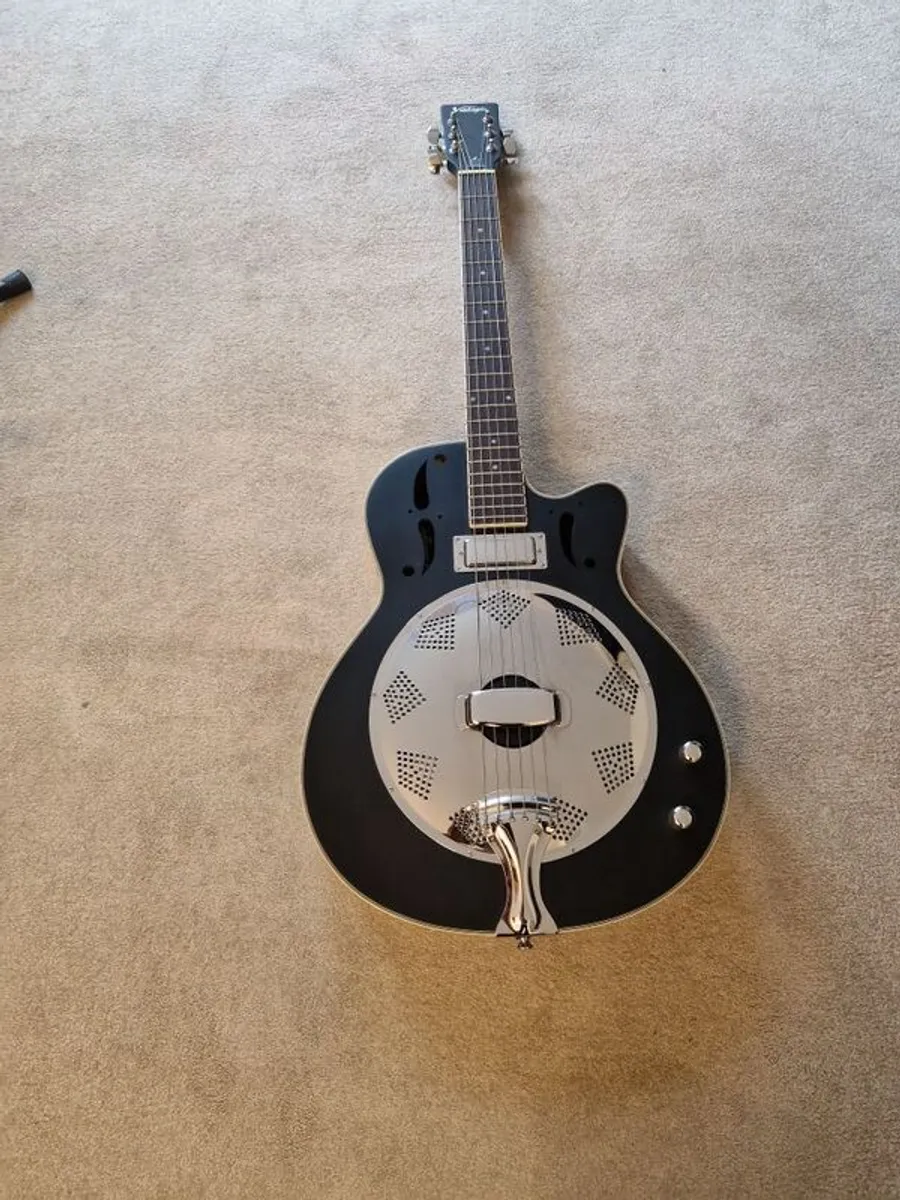 Dobro guitar - Image 1