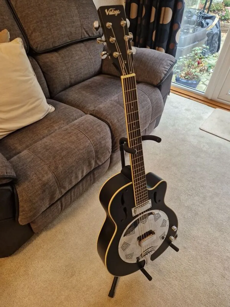 Dobro guitar - Image 2