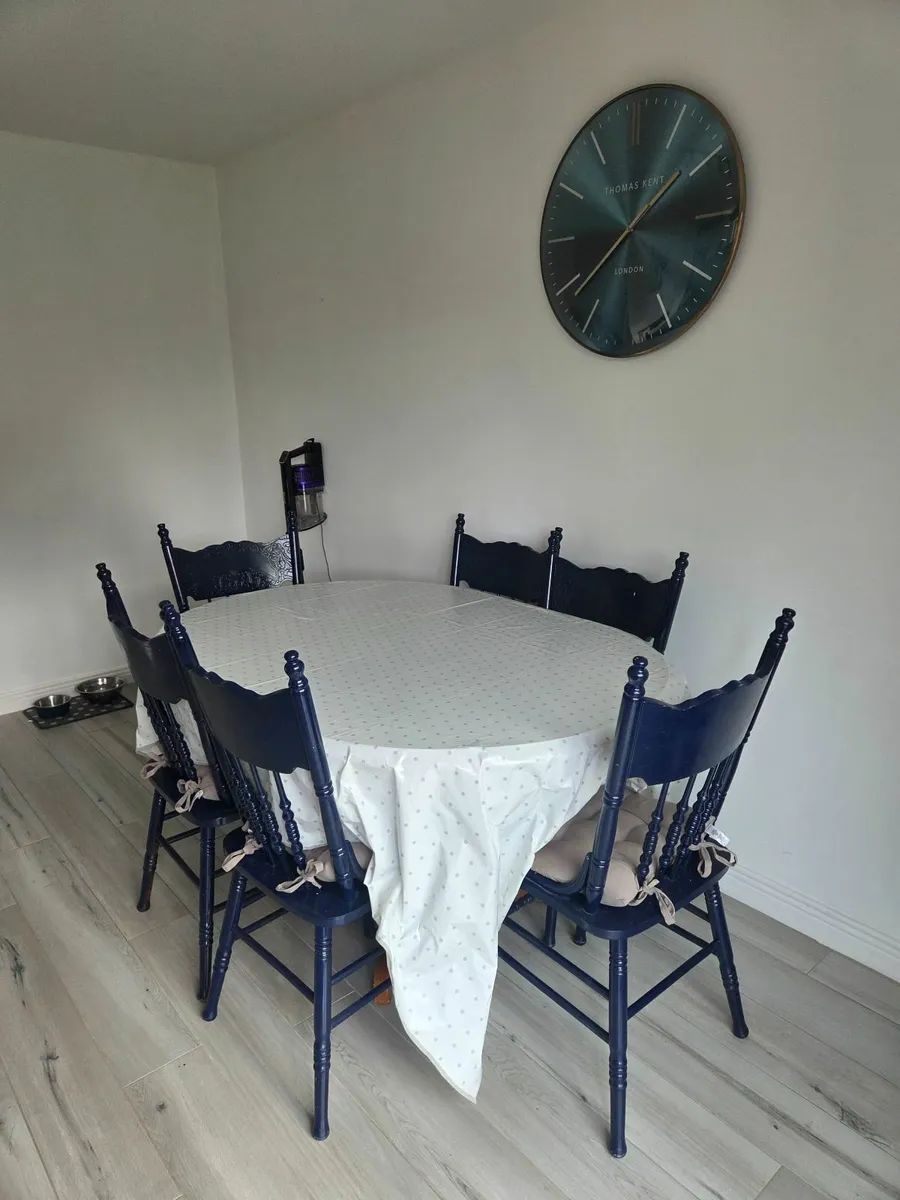 6 seater Mahogany Table - Image 4