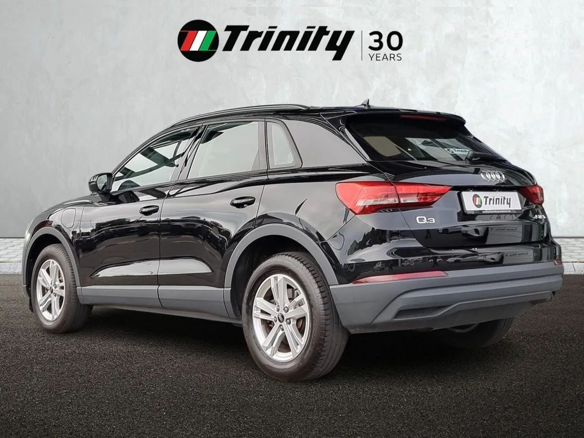 Audi Q3 ** Q3 ** TECHNIK ** 45 TFSI ** PHEV ** STU - Image 3